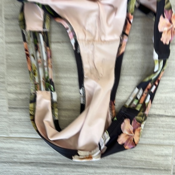 Floral bikini ruched butt bottoms XL, V front racerback tie back for top 36D - Picture 10 of 11